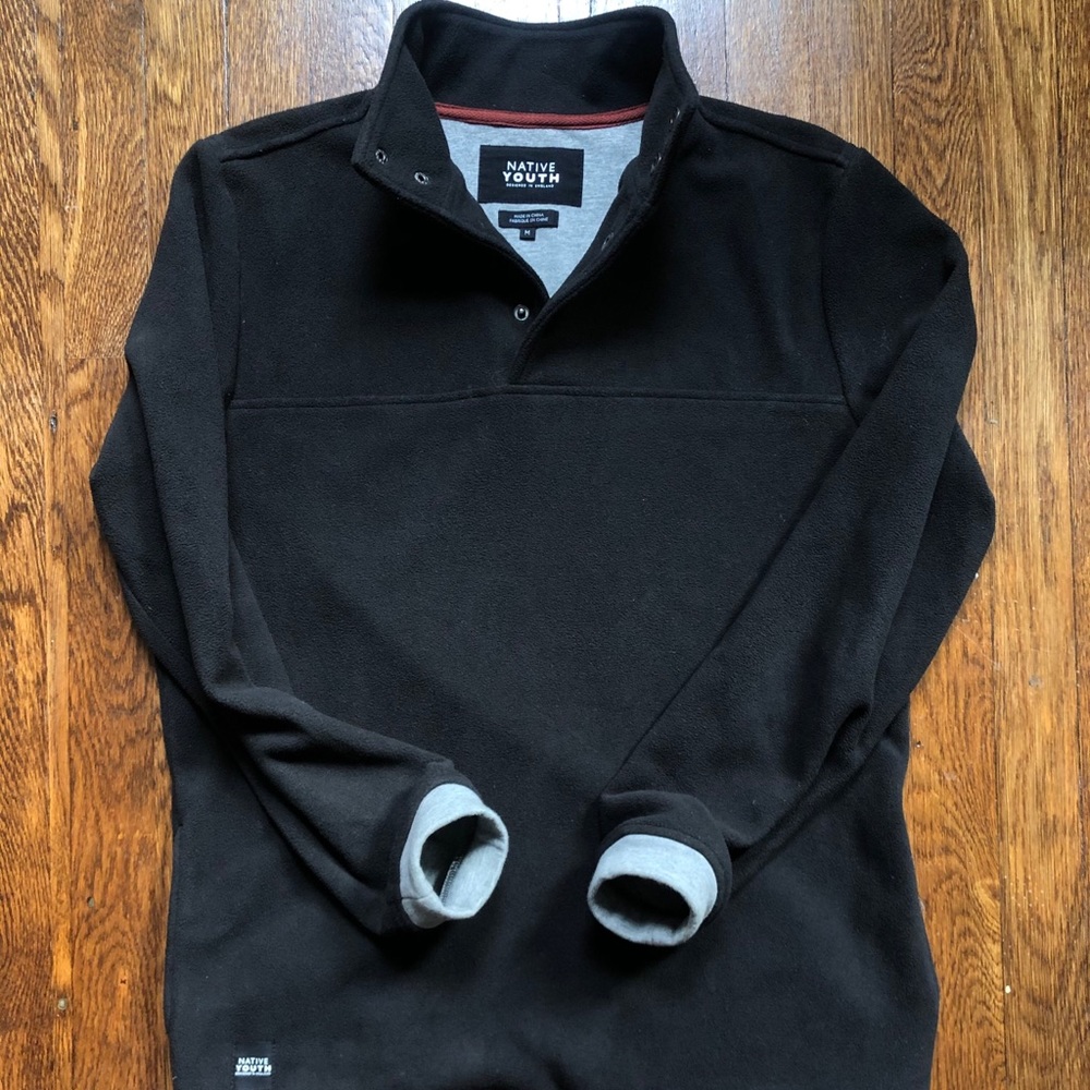 Native Youth Men’s Fleece Snap T pullover